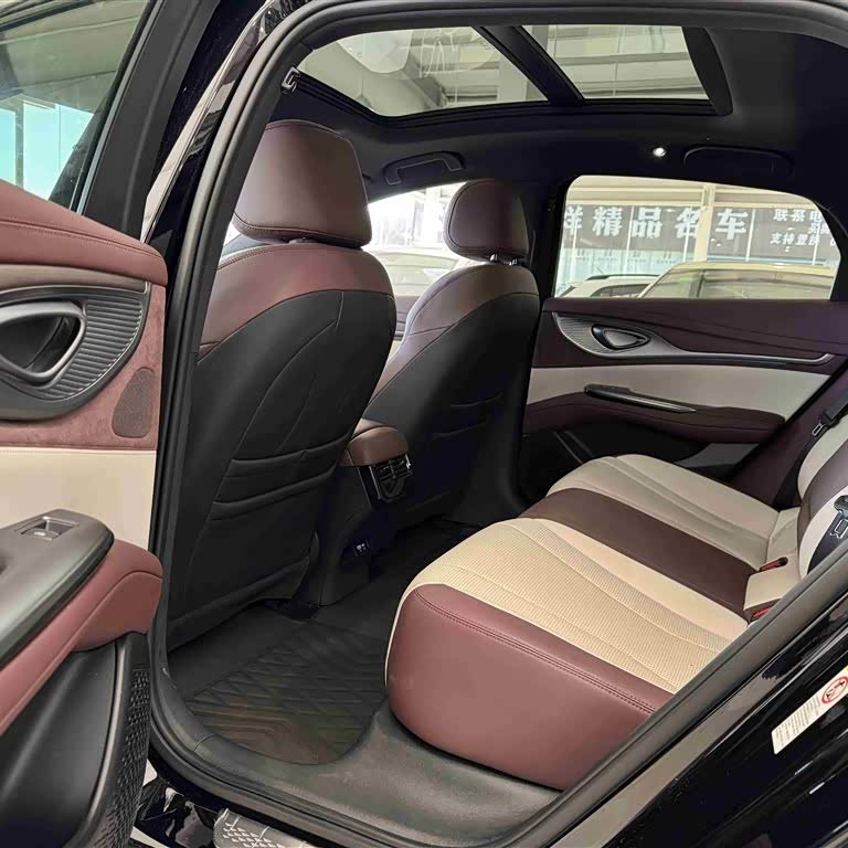 2024 Haima Glory Edition DM-i 1.5L 121km Premium Edition 2024 Haima Glory Edition DM-i 1.5L 121km Premium Edition