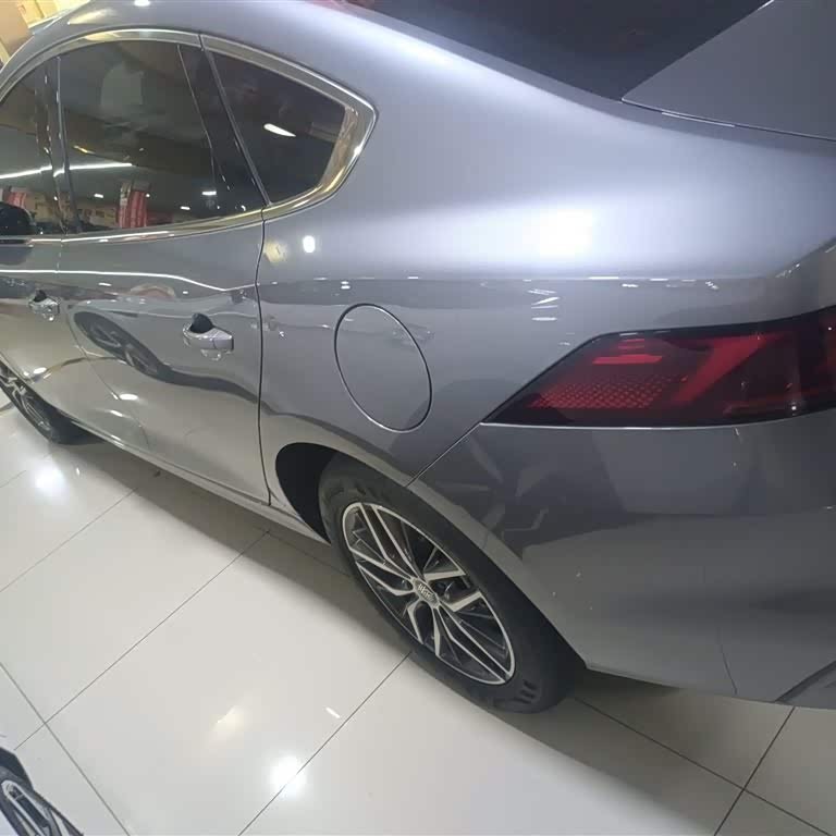 Qin PLUS 2023 Champion Edition DM-i 120KM Beyond Edition Qin PLUS 2023 Champion Edition DM-i 120KM Beyond Edition
