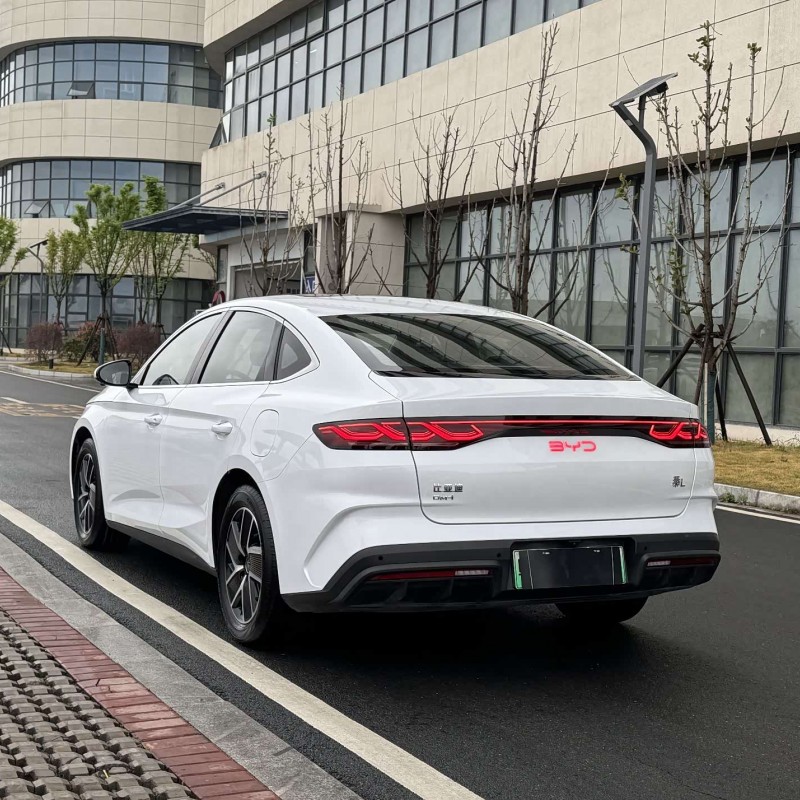 Qin L 2024 DM-i 120KM Beyond Edition Qin L 2024 DM-i 120KM Beyond Edition