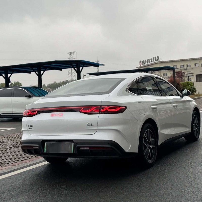 Qin L 2024 DM-i 120KM Beyond Edition Qin L 2024 DM-i 120KM Beyond Edition