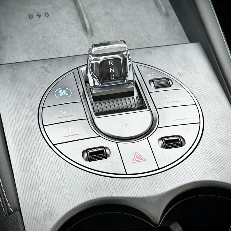 Haibao 06 New Energy 2024 DM-i 120KM Flagship Model Haibao 06 New Energy 2024 DM-i 120KM Flagship Model