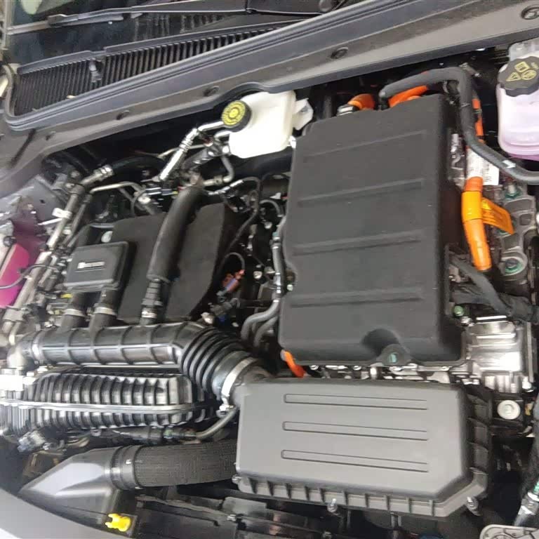 Qin L 2024 DM-i 120KM Leading Edition Qin L 2024 DM-i 120KM Leading Edition