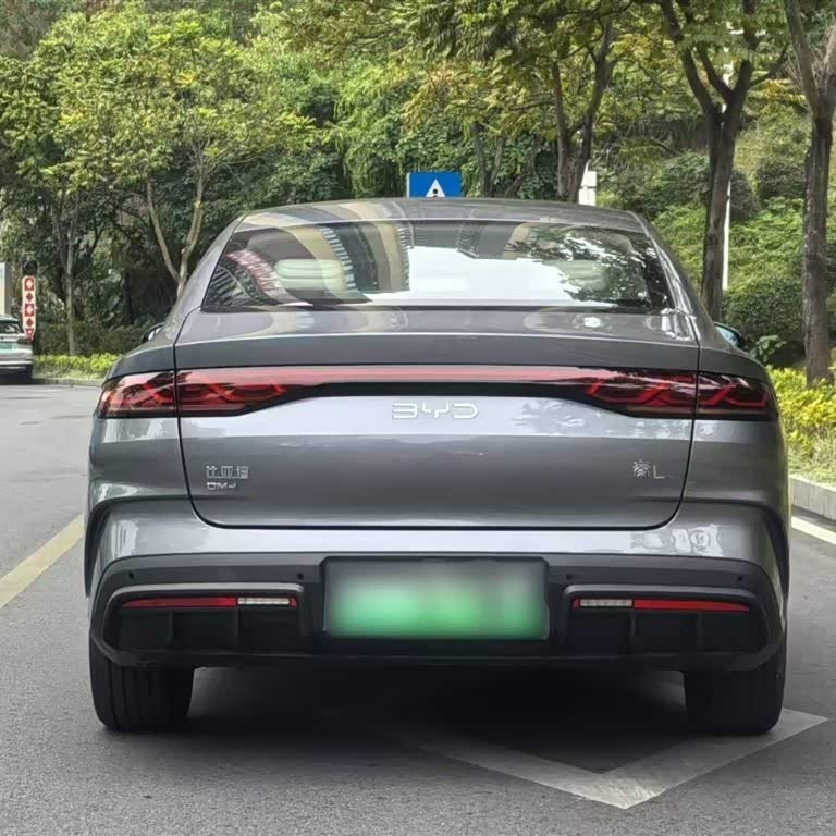Qin L 2024 DM-i 120KM Leading Edition Qin L 2024 DM-i 120KM Leading Edition