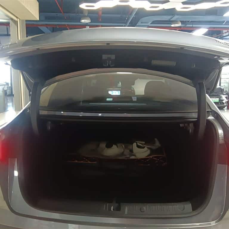 Qin L 2024 DM-i 120KM Leading Edition Qin L 2024 DM-i 120KM Leading Edition
