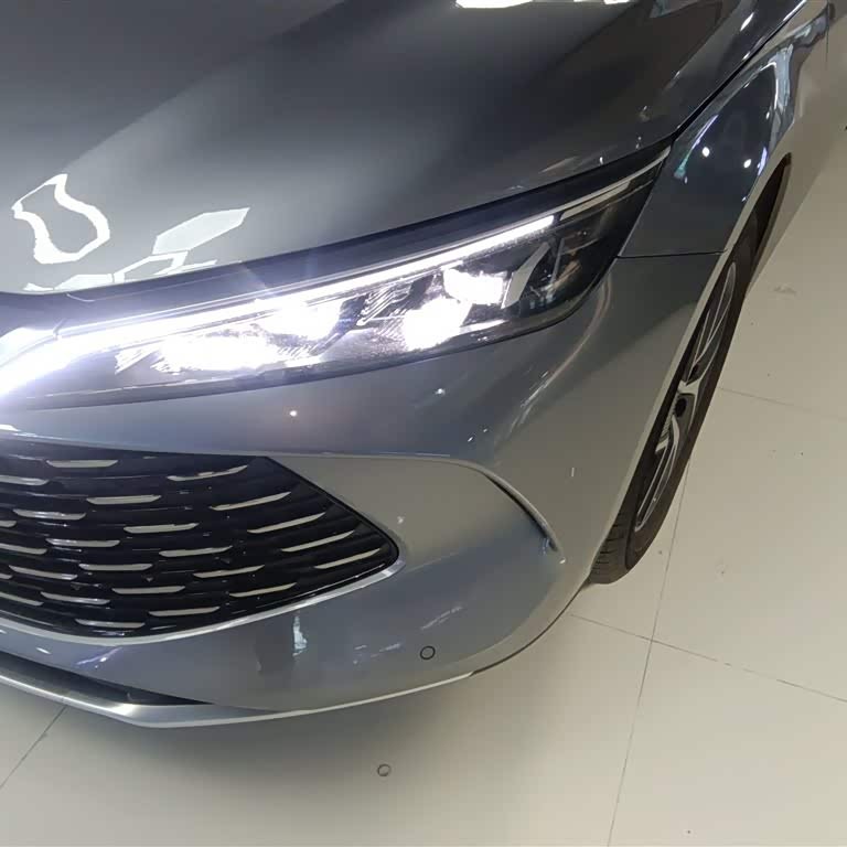 Qin L 2024 DM-i 120KM Leading Edition Qin L 2024 DM-i 120KM Leading Edition