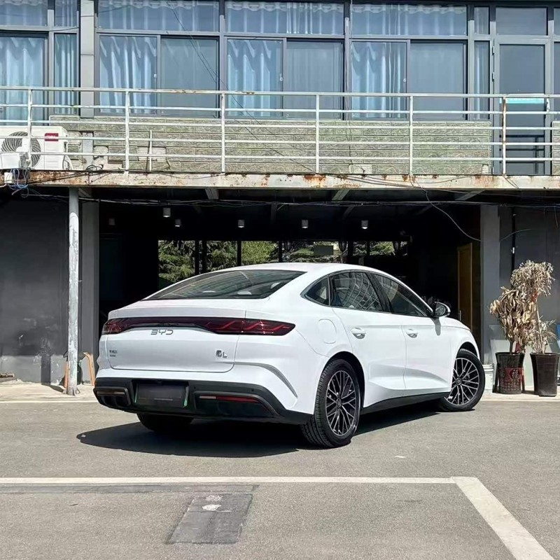 Qin L 2024 DM-i 120KM Excellence Edition Qin L 2024 DM-i 120KM Excellence Edition