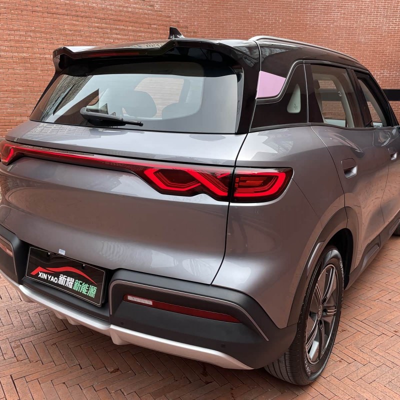 Yuan UP 2024 model 401KM transcendence model Yuan UP 2024 model 401KM transcendence model