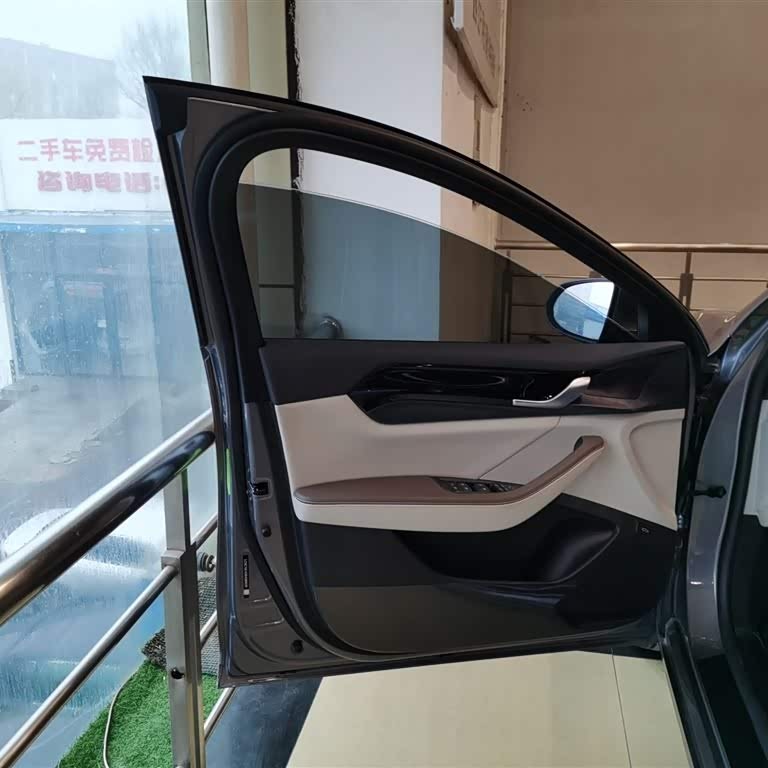 Qin PLUS 2024 Honor Edition DM-i 55KM Leading Edition Qin PLUS 2024 Honor Edition DM-i 55KM Leading Edition