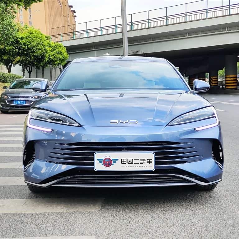 Seal 07 DM-i 2025 DM-i 1.5L 125km Premium Edition Seal 07 DM-i 2025 DM-i 1.5L 125km Premium Edition