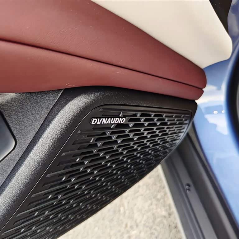 Seal 07 DM-i 2025 DM-i 1.5L 125km Premium Edition Seal 07 DM-i 2025 DM-i 1.5L 125km Premium Edition