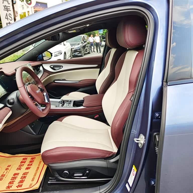 Seal 07 DM-i 2025 DM-i 1.5L 125km Premium Edition Seal 07 DM-i 2025 DM-i 1.5L 125km Premium Edition