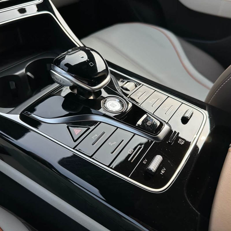 Qin PLUS 2023 Champion Edition DM-i 120KM Excellence Edition Qin PLUS 2023 Champion Edition DM-i 120KM Excellence Edition