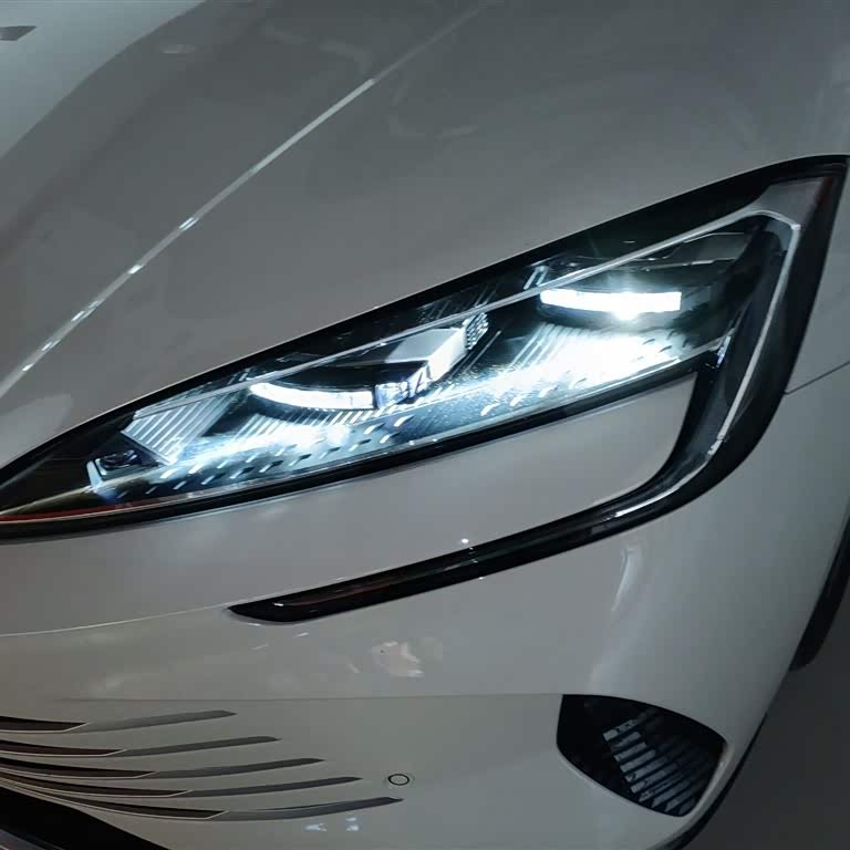 Seal 07 DM-i 2025 DM-i 1.5L 125km Premium Edition Seal 07 DM-i 2025 DM-i 1.5L 125km Premium Edition