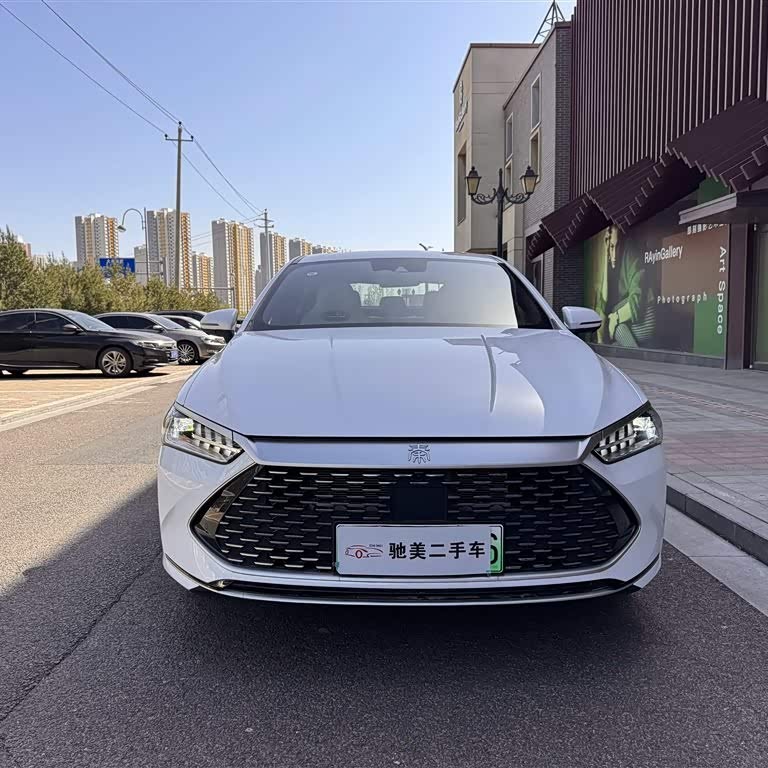 Qin PLUS 2024 Honor Edition DM-i 120KM Excellence Edition Qin PLUS 2024 Honor Edition DM-i 120KM Excellence Edition