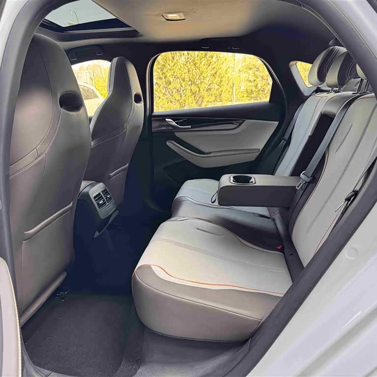 Qin PLUS 2024 Honor Edition DM-i 120KM Excellence Edition Qin PLUS 2024 Honor Edition DM-i 120KM Excellence Edition