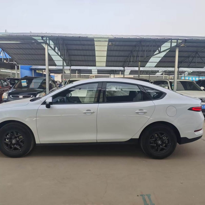 Qin PLUS 2025 DM-i Intelligent Driving Edition 55KM Beyond Edition Qin PLUS 2025 DM-i Intelligent Driving Edition 55KM Beyond Edition