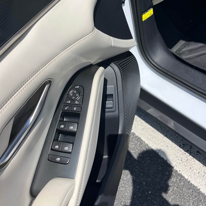 Qin L 2024 DM-i 120KM Beyond Edition Qin L 2024 DM-i 120KM Beyond Edition