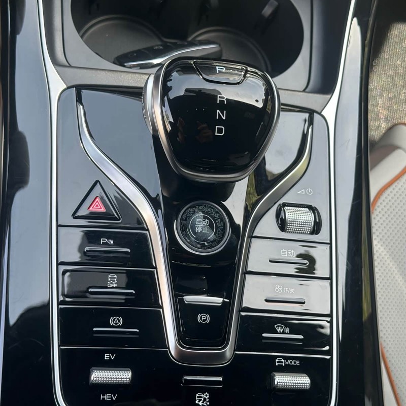 Qin PLUS 2024 Honor Edition DM-i 120KM Leading Edition Qin PLUS 2024 Honor Edition DM-i 120KM Leading Edition