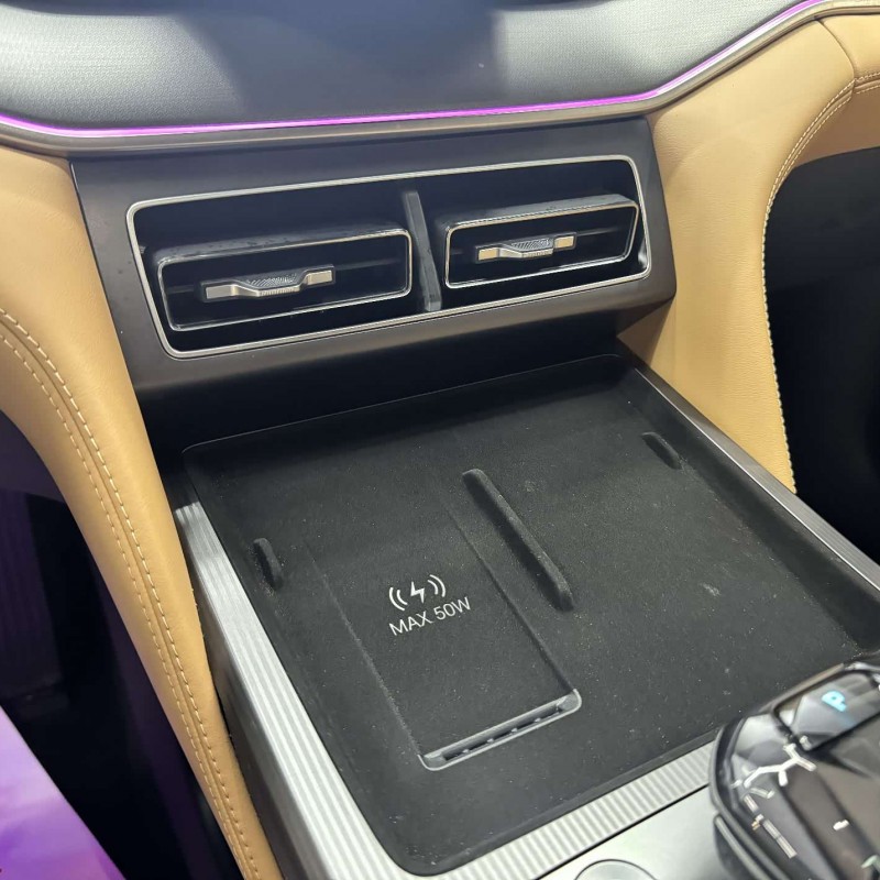 Song L DM-i 2024 160km Excellence Edition Song L DM-i 2024 160km Excellence Edition