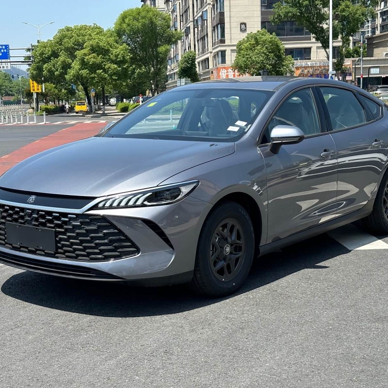 Qin PLUS 2025 DM-i Intelligent Driving Edition 55KM Leading Edition Qin PLUS 2025 DM-i Intelligent Driving Edition 55KM Leading Edition