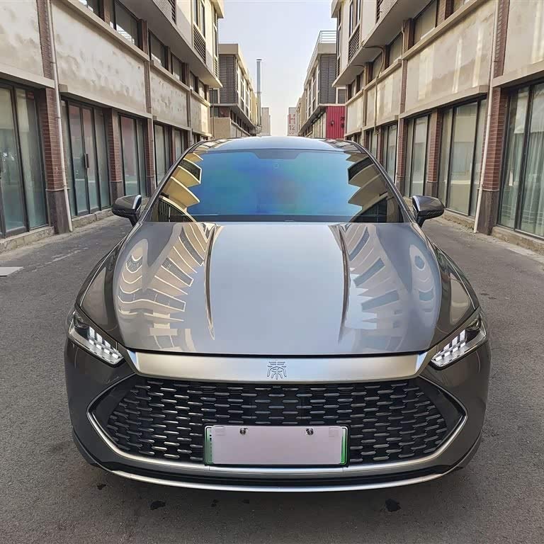 Qin PLUS 2024 Honor Edition DM-i 55KM Leading Edition Qin PLUS 2024 Honor Edition DM-i 55KM Leading Edition
