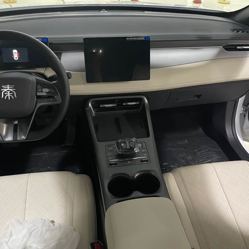 Qin PLUS 2025 DM-i Intelligent Driving Edition 55KM Leading Edition Qin PLUS 2025 DM-i Intelligent Driving Edition 55KM Leading Edition