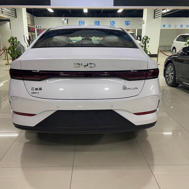 Qin PLUS 2025 DM-i Intelligent Driving Edition 55KM Leading Edition Qin PLUS 2025 DM-i Intelligent Driving Edition 55KM Leading Edition