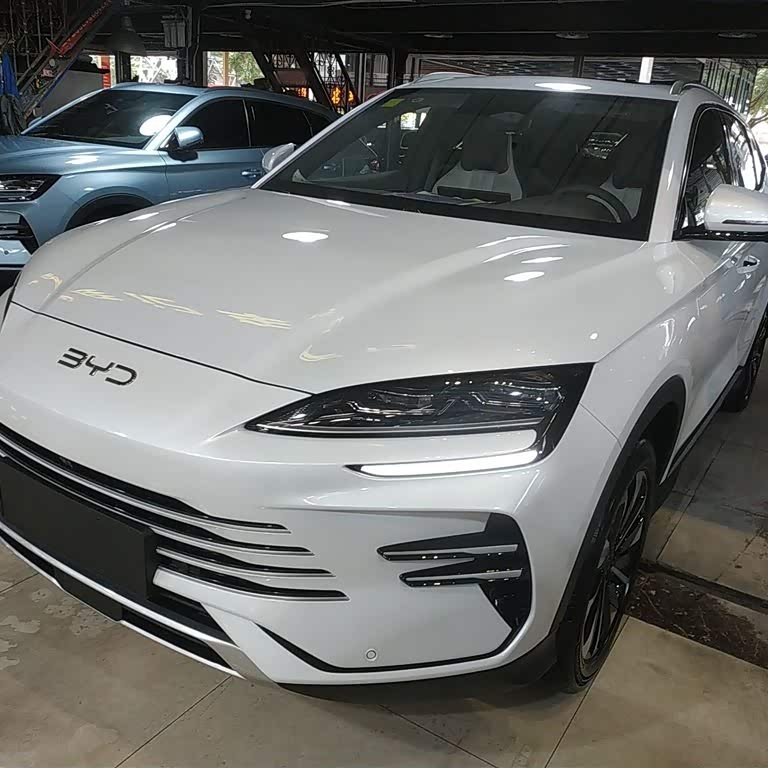 Song PLUS New Energy 2025 DM-i 112KM Premium Edition Song PLUS New Energy 2025 DM-i 112KM Premium Edition