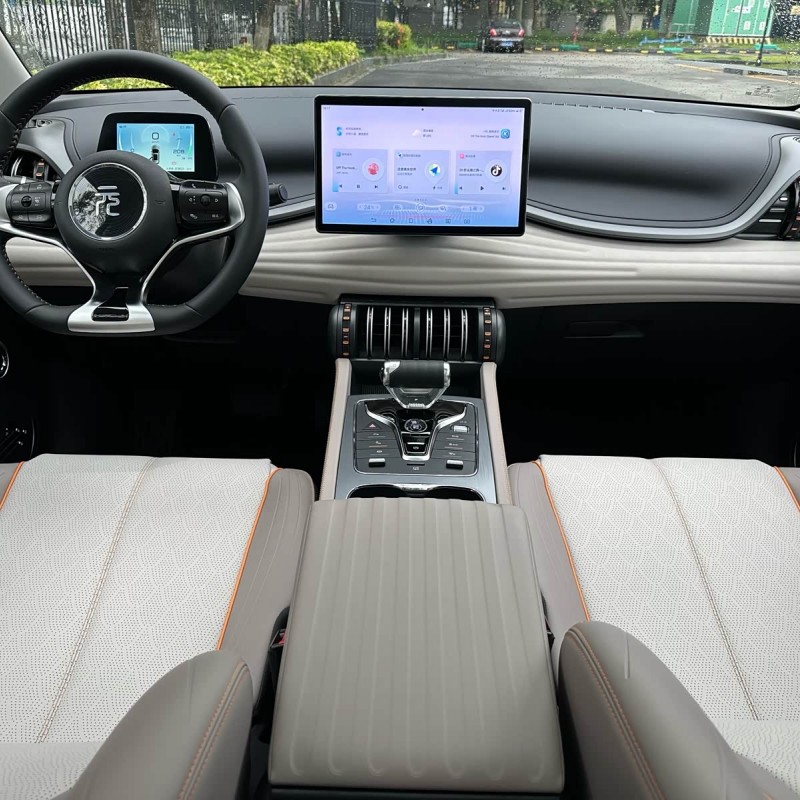 Yuan PLUS 2024 Glory Edition 510KM Beyond Yuan PLUS 2024 Glory Edition 510KM Beyond