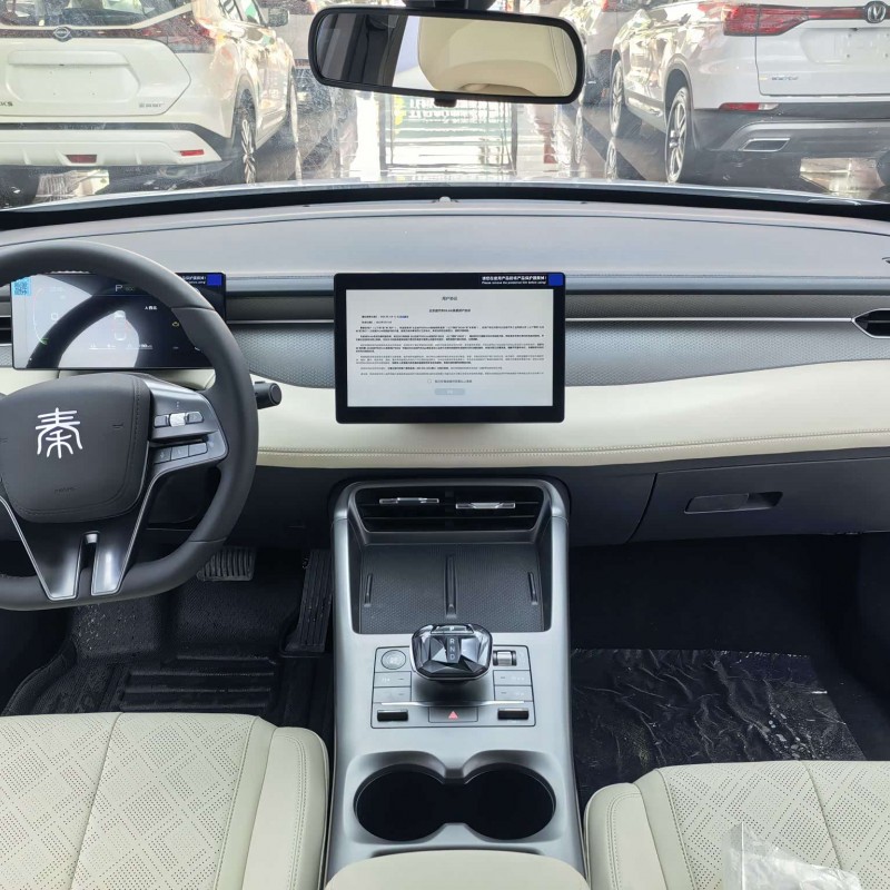 Qin PLUS 2025 DM-i Intelligent Driving Edition 55KM Leading Edition Qin PLUS 2025 DM-i Intelligent Driving Edition 55KM Leading Edition
