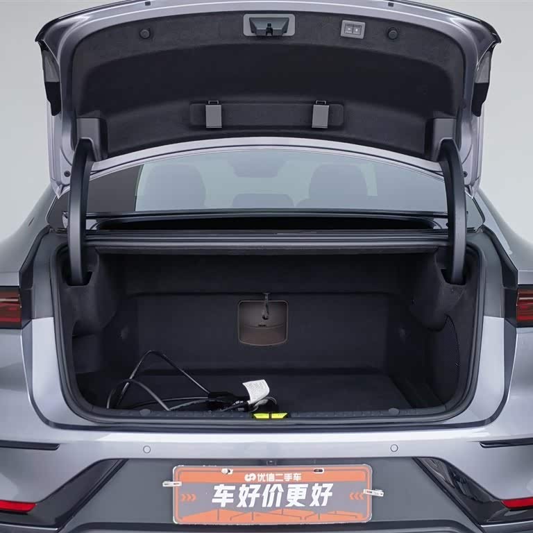 Han 2024 DM-i Honor Edition 121KM Premium Edition Han 2024 DM-i Honor Edition 121KM Premium Edition