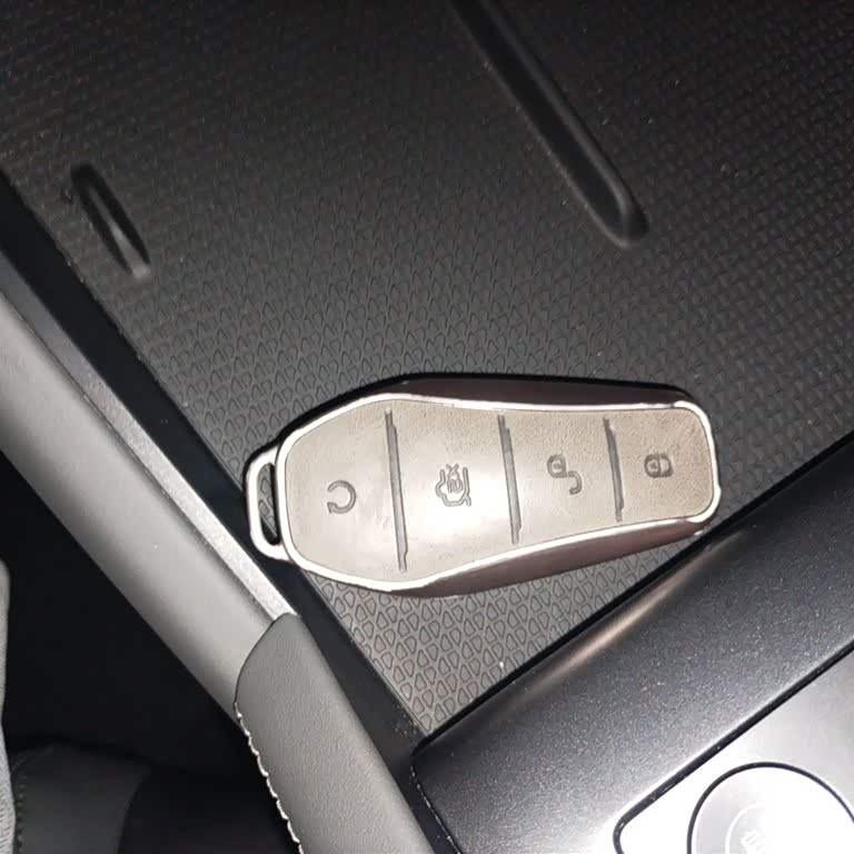 Qin L 2024 DM-i 80KM Beyond Edition Qin L 2024 DM-i 80KM Beyond Edition