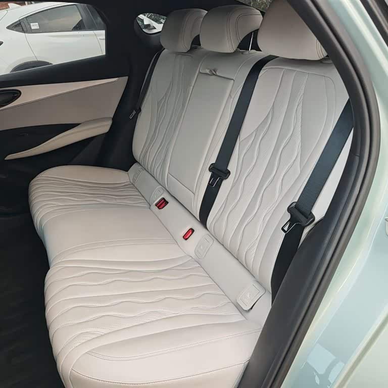 Haibao 06 New Energy 2024 DM-i 120KM Flagship Model Haibao 06 New Energy 2024 DM-i 120KM Flagship Model