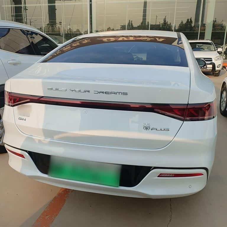 Qin PLUS 2024 Honor Edition DM-i 55KM Leading Edition Qin PLUS 2024 Honor Edition DM-i 55KM Leading Edition