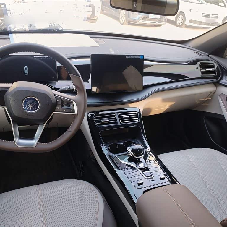 Qin PLUS 2024 Honor Edition DM-i 55KM Leading Edition Qin PLUS 2024 Honor Edition DM-i 55KM Leading Edition
