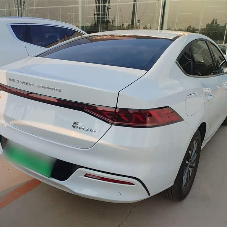 Qin PLUS 2024 Honor Edition DM-i 55KM Leading Edition Qin PLUS 2024 Honor Edition DM-i 55KM Leading Edition
