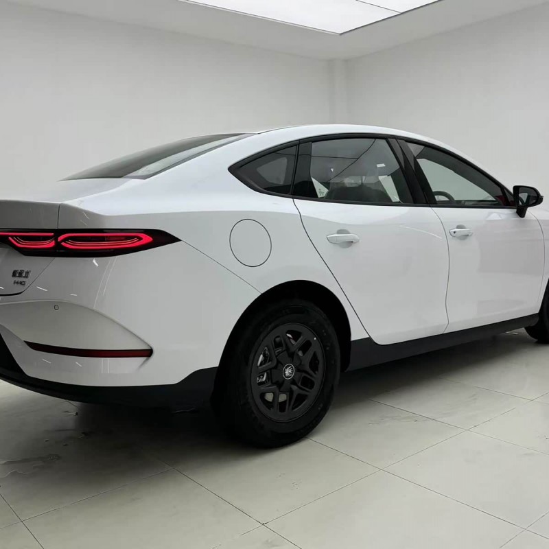 Qin PLUS 2025 DM-i Intelligent Driving Edition 55KM Leading Edition Qin PLUS 2025 DM-i Intelligent Driving Edition 55KM Leading Edition