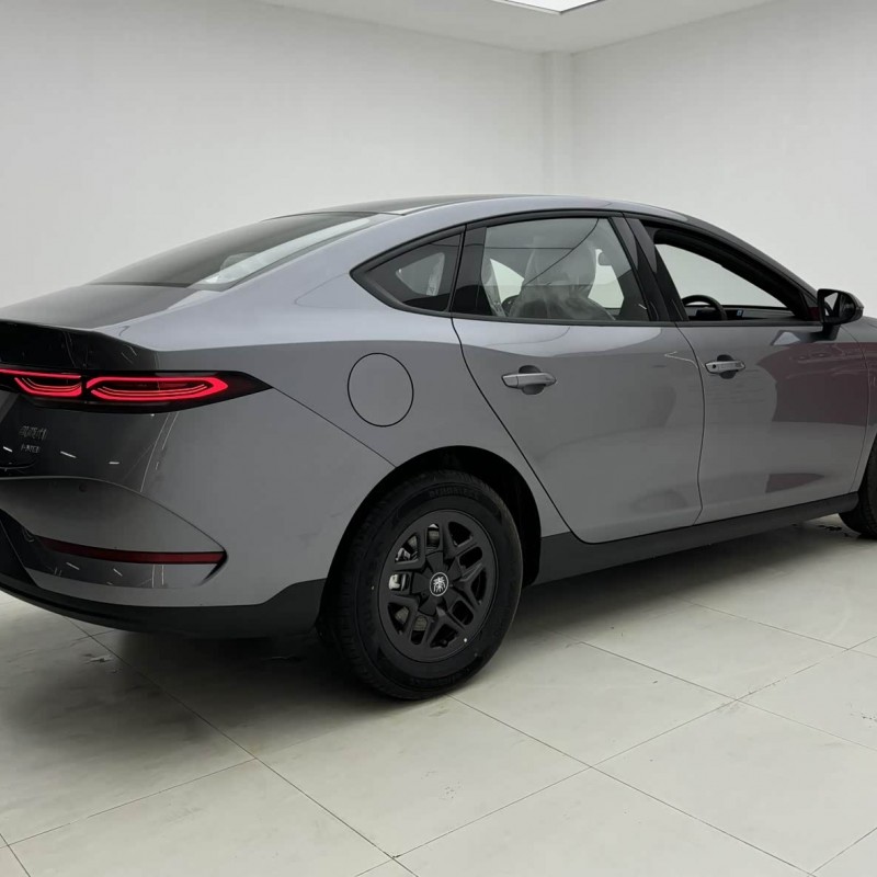 Qin PLUS 2025 DM-i Intelligent Driving Edition 55KM Leading Edition Qin PLUS 2025 DM-i Intelligent Driving Edition 55KM Leading Edition