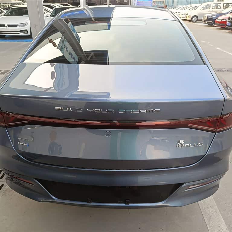 Qin PLUS 2024 Honor Edition DM-i 55KM Leading Edition Qin PLUS 2024 Honor Edition DM-i 55KM Leading Edition