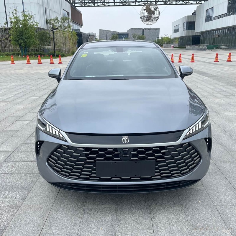 Qin PLUS 2025 DM-i Intelligent Driving Edition 55KM Leading Edition Qin PLUS 2025 DM-i Intelligent Driving Edition 55KM Leading Edition