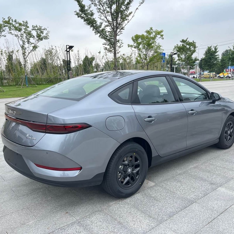 Qin PLUS 2025 DM-i Intelligent Driving Edition 55KM Leading Edition Qin PLUS 2025 DM-i Intelligent Driving Edition 55KM Leading Edition