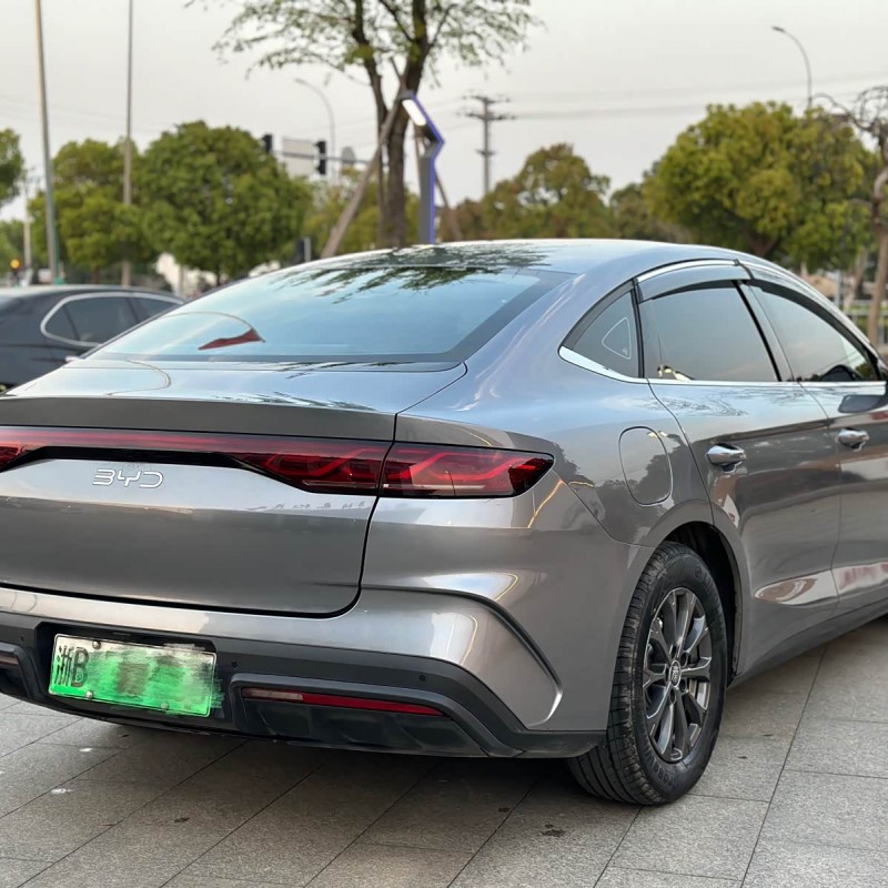 Qin L 2024 DM-i 80KM Leading Edition Qin L 2024 DM-i 80KM Leading Edition