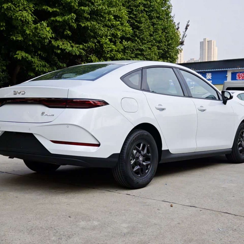 Qin PLUS 2025 DM-i Intelligent Driving Edition 55KM Leading Edition Qin PLUS 2025 DM-i Intelligent Driving Edition 55KM Leading Edition