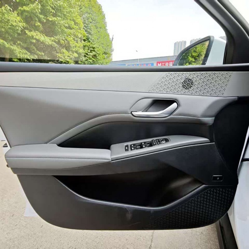Qin PLUS 2025 DM-i Intelligent Driving Edition 55KM Leading Edition Qin PLUS 2025 DM-i Intelligent Driving Edition 55KM Leading Edition