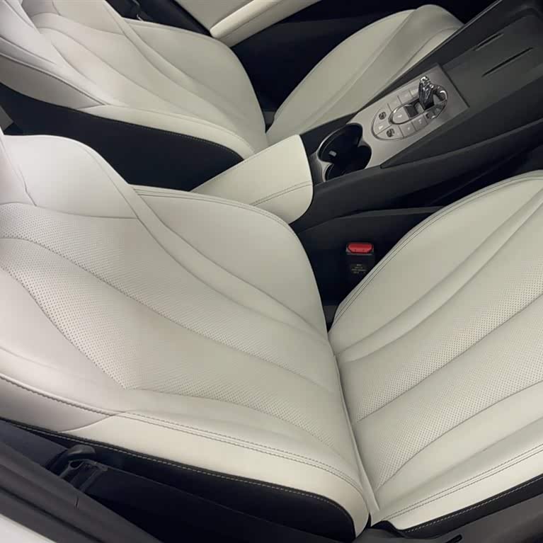 Haibao 06 New Energy 2024 DM-i 80KM Luxury Edition Haibao 06 New Energy 2024 DM-i 80KM Luxury Edition