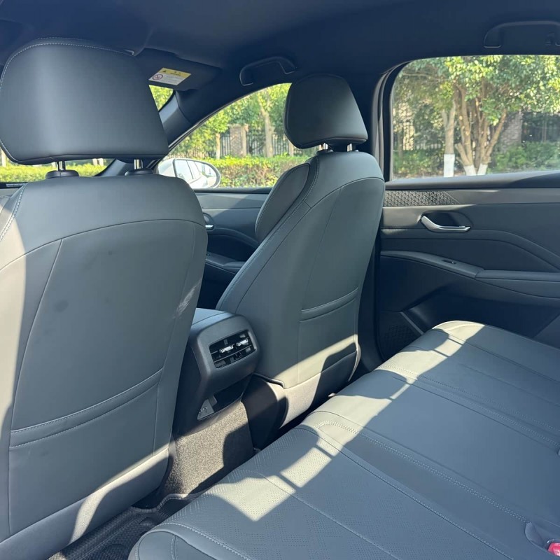 Qin PLUS 2025 DM-i Intelligent Driving Edition 55KM Leading Edition Qin PLUS 2025 DM-i Intelligent Driving Edition 55KM Leading Edition