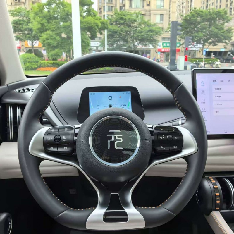 Yuan PLUS 2024 Glory Edition 510KM Beyond Yuan PLUS 2024 Glory Edition 510KM Beyond