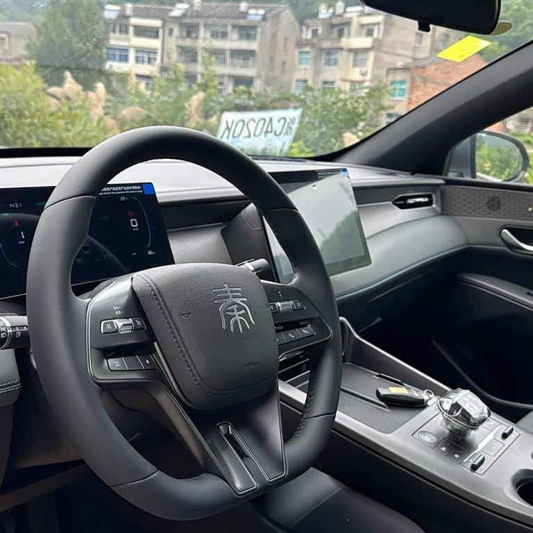 Qin PLUS 2025 DM-i Intelligent Driving Edition 55KM Beyond Edition Qin PLUS 2025 DM-i Intelligent Driving Edition 55KM Beyond Edition