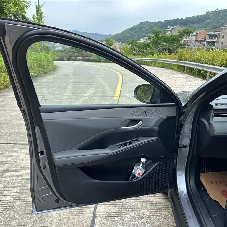 Qin PLUS 2025 DM-i Intelligent Driving Edition 55KM Beyond Edition Qin PLUS 2025 DM-i Intelligent Driving Edition 55KM Beyond Edition