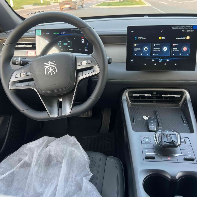 Qin PLUS 2025 DM-i Intelligent Driving Edition 55KM Leading Edition Qin PLUS 2025 DM-i Intelligent Driving Edition 55KM Leading Edition